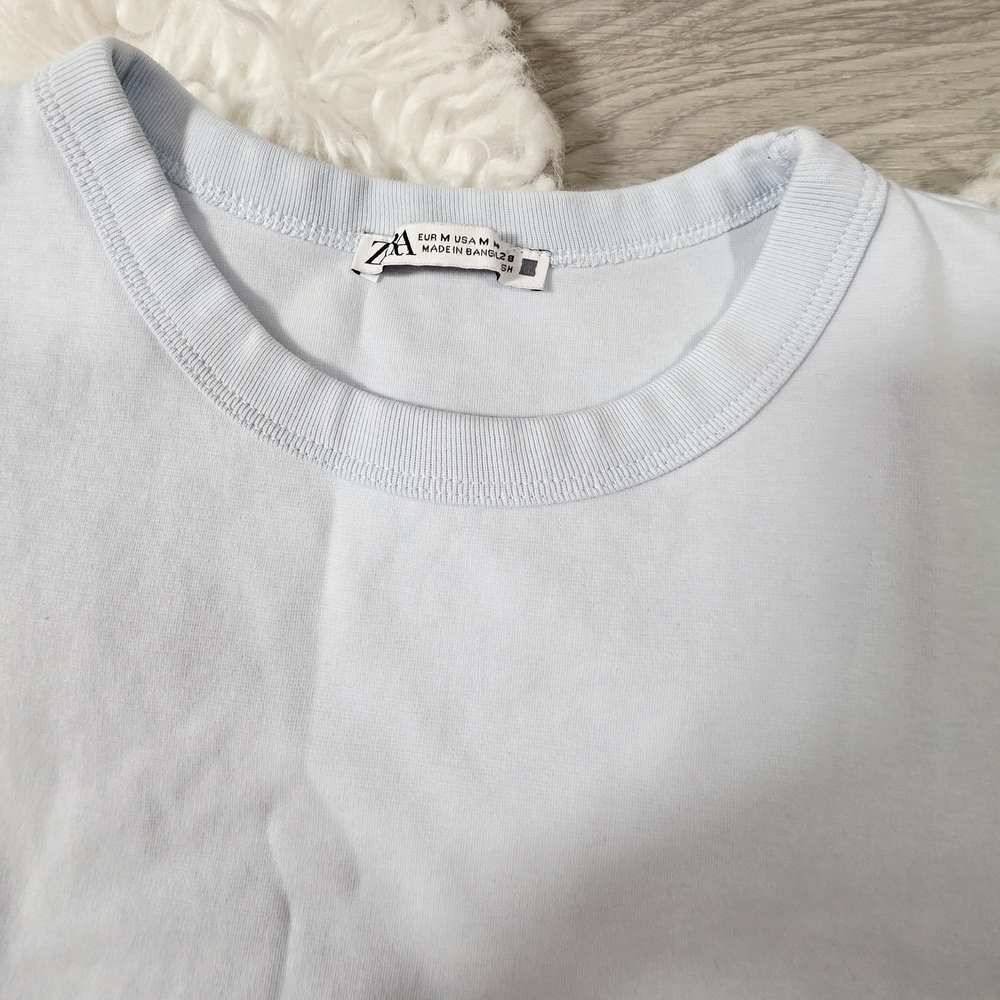 Zara Basic Crew Neck Tee - Baby Blue - Size Medium - Picture 2 of 3